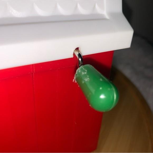 John Deere Jack in the Box Barn Tractor Kids Toy ERTL Discontinued Old McDonald - Picture 2 of 8